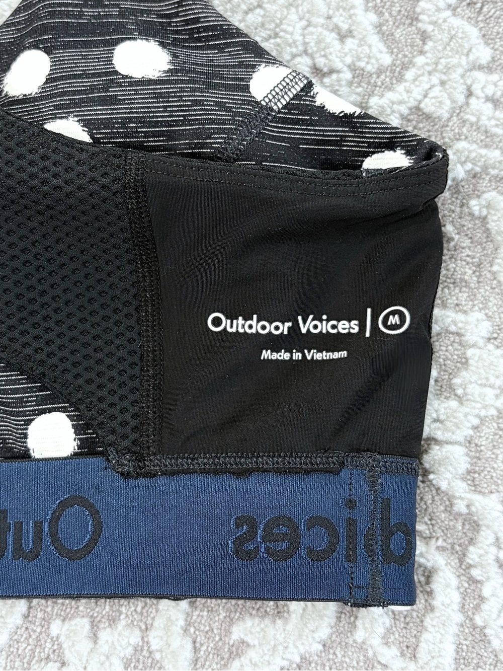 Outdoor Voices ‘Doing Things’ Sports Bra - Picture 7 of 13